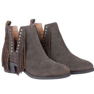 NWT MYRA Women's Chocolate Brown Suede Fringe Cyno Booties
